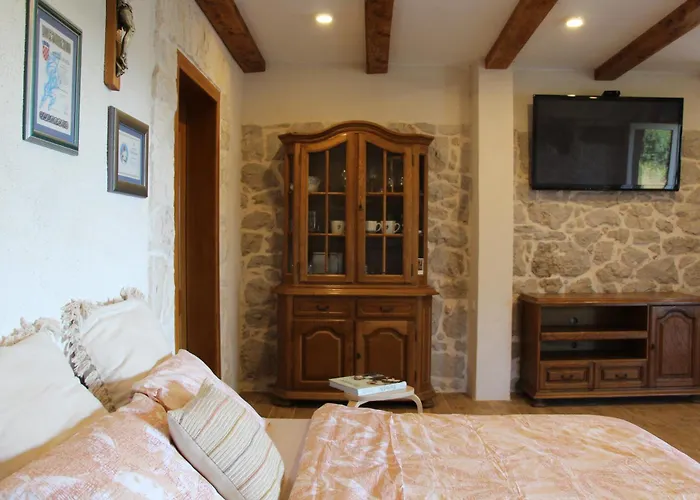 Lila Apartment