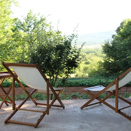 Lila Apartment Dicmo